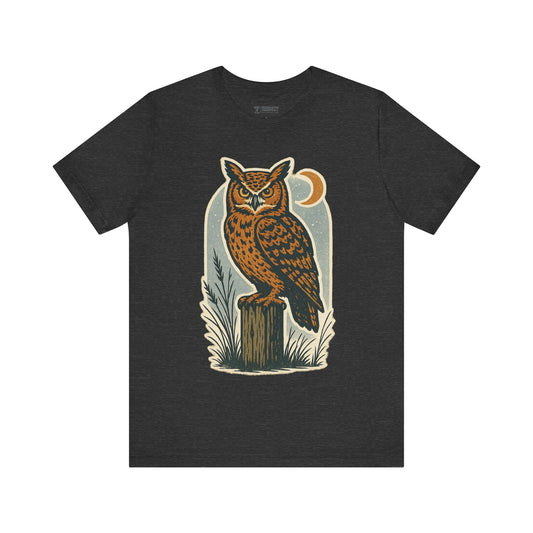 Midnight Owl Unisex Tee – Vintage Graphic T-Shirt for Outdoorsy Souls, Perfect Gift for Adventurers, Casual Wear, or Travel
